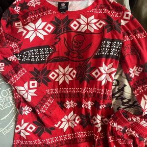 NFL Tampa Bay Buccaneers Women's Pajama Set